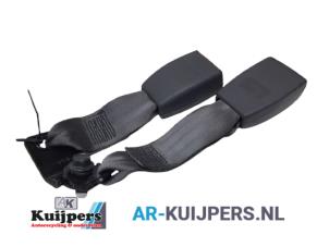 Gebrauchte Sicherheitsgurt Schließe Mitte hinten Kia Rio II (DE) 1.4 16V Preis € 15,00 Margenregelung angeboten von Autorecycling Kuijpers