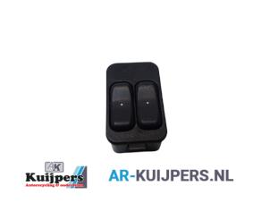 Used Electric window switch Opel Corsa C (F08/68) 1.2 16V Price € 10,00 Margin scheme offered by Autorecycling Kuijpers