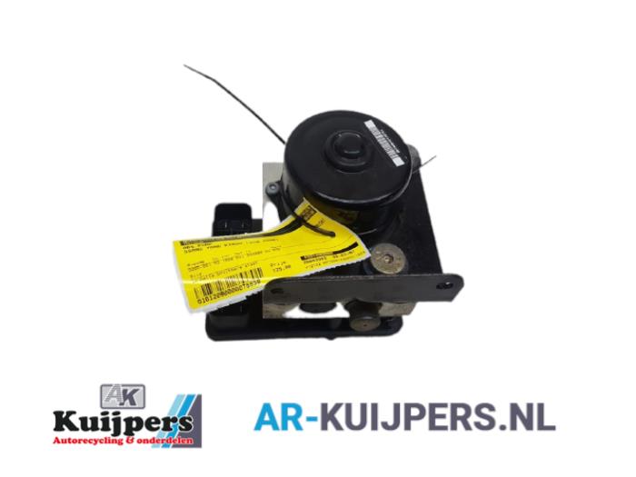 Used ABS pump Ssang Yong Kyron 2.0 M 200 Xdi 16V 4x2 Price € 30,00 Margin scheme offered by Autorecycling Kuijpers
