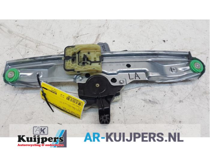 Ford Focus 02 Rear Window Mechanism