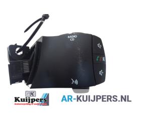 Used Steering wheel mounted radio control Renault Koleos I 2.5 16V Price € 35,00 Margin scheme offered by Autorecycling Kuijpers