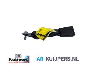 Usados Lengüeta de cinturón de seguridad derecha detrás Citroen DS3 (SA) 1.6 16V VTS THP Precio € 15,00 Norma de margen ofrecido por Autorecycling Kuijpers