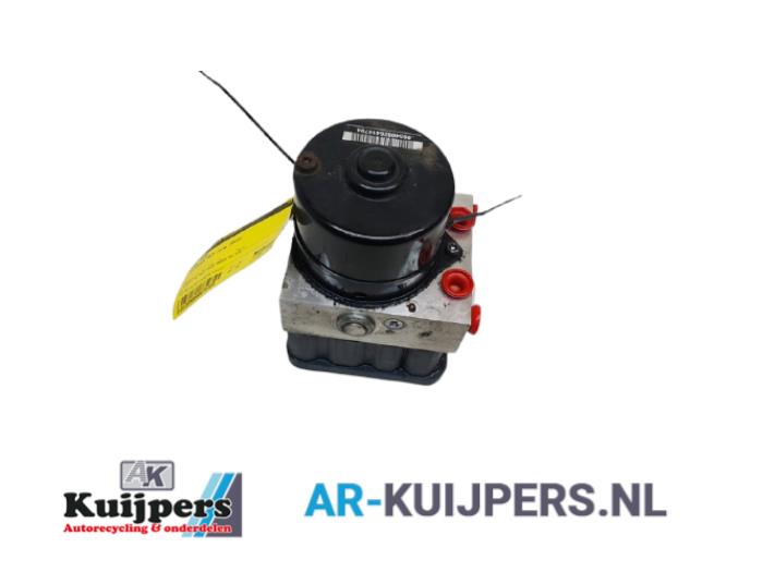Używane Pompa ABS Citroen DS3 (SA) 1.6 16V VTS THP Cena € 60,00 Procedura marży oferowane przez Autorecycling Kuijpers