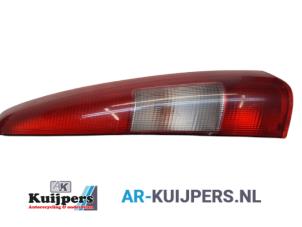 Używane Tylne swiatlo pozycyjne prawe Volvo V70 (GW/LW/LZ) 2.4 20V 140 Cena € 15,00 Procedura marży oferowane przez Autorecycling Kuijpers