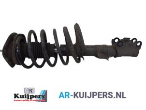 Usagé Amortisseur avant gauche Volvo V70 (SW) 2.4 D5 20V Prix € 35,00 Règlement à la marge proposé par Autorecycling Kuijpers