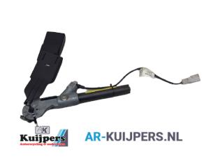 Used Front seatbelt buckle, right Renault Kangoo Express (FC) 1.5 dCi 68 Price € 24,00 Margin scheme offered by Autorecycling Kuijpers