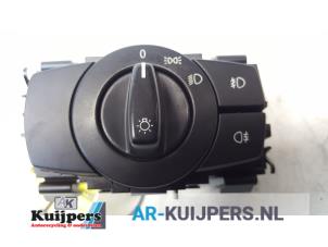 Used Light switch BMW 1 serie (E81) 118i 16V Price € 24,00 Margin scheme offered by Autorecycling Kuijpers