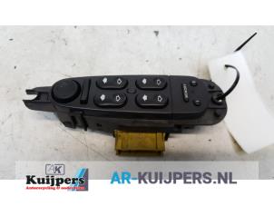 Usados Interruptor combinado de ventanillas Jaguar S-type (X200) 3.0 V6 24V Precio € 24,00 Norma de margen ofrecido por Autorecycling Kuijpers