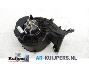 Usados Motor de ventilador de calefactor Fiat Croma (194) 2.2 MPI 16V Precio € 50,00 Norma de margen ofrecido por Autorecycling Kuijpers