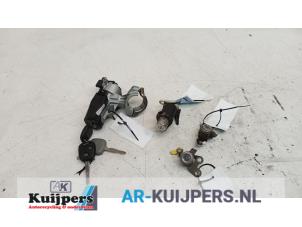 Used Set of locks Toyota Yaris (P1) 1.4 D-4D Price € 70,00 Margin scheme offered by Autorecycling Kuijpers