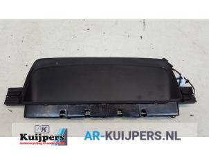 Używane Dodatkowe swiatlo stopu srodek Saab 9-3 II Sport Sedan (YS3F) 2.0t 16V Cena € 15,00 Procedura marży oferowane przez Autorecycling Kuijpers
