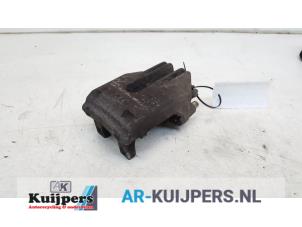 Used Rear brake calliper, right BMW 5 serie (E60) 525i 24V Price € 25,00 Margin scheme offered by Autorecycling Kuijpers