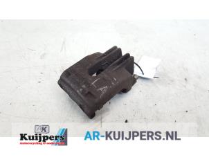Used Rear brake calliper, left BMW 5 serie (E60) 525i 24V Price € 25,00 Margin scheme offered by Autorecycling Kuijpers