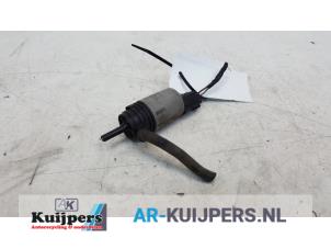Used Windscreen washer pump BMW 5 serie (E60) 525i 24V Price € 10,00 Margin scheme offered by Autorecycling Kuijpers