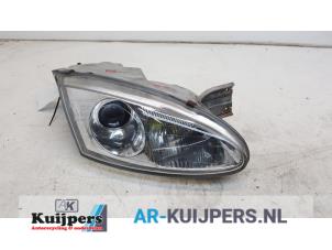 Used Headlight, right Hyundai Coupe 2.0i 16V Price € 15,00 Margin scheme offered by Autorecycling Kuijpers