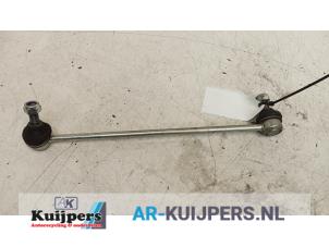 Used Anti-roll bar guide Seat Leon (1P1) 2.0 TDI 16V FR Price € 15,00 Margin scheme offered by Autorecycling Kuijpers