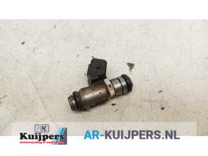 Usagé Injecteur (injection essence) Fiat Punto II (188) 1.2 60 S Prix € 10,00 Règlement à la marge proposé par Autorecycling Kuijpers