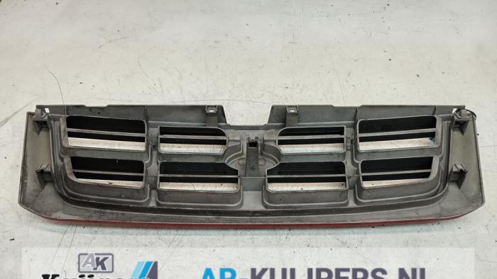 Grille from a Subaru Forester (SF) 2.0 16V X 2000