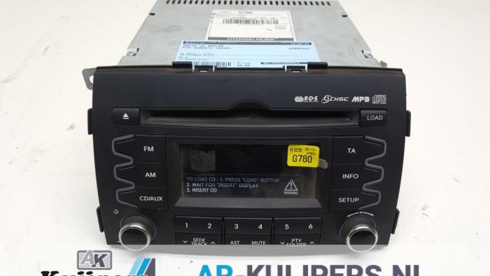 JVC 2-DIN CD/MP3/USB Autoradio/Radio-Set für KIA Sorento JC & Sportage JE 