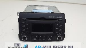 Used Radio CD player Kia Sorento II (XM) 3.5 V6 24V 4x4 Price € 50,00 Margin scheme offered by Autorecycling Kuijpers