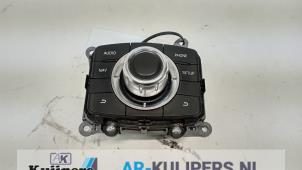 Używane Jednostka multimedialna Mazda CX-5 (KE,GH) 2.2 SkyActiv-D 150 16V 2WD Cena € 75,00 Procedura marży oferowane przez Autorecycling Kuijpers