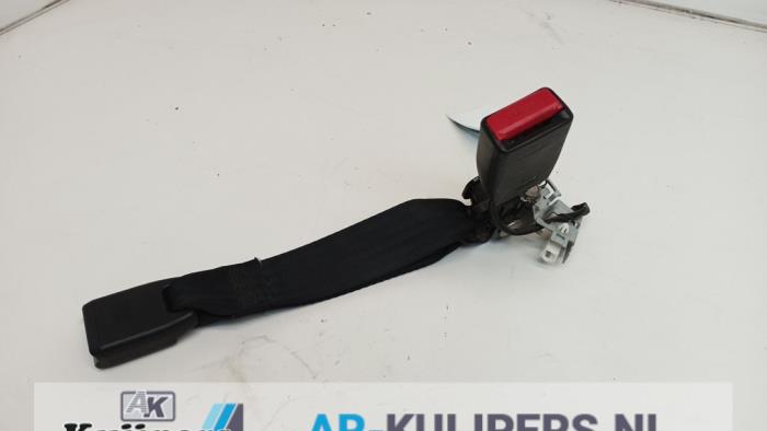 Insertion ceinture de sécurité arrière gauche d'un Mazda CX-5 (KE,GH) 2.2 SkyActiv-D 150 16V 2WD 2014