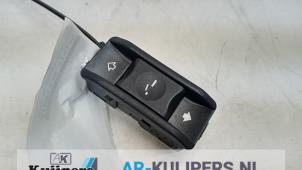 Used Sunroof switch BMW 5 serie (E60) 520i 24V Price € 15,00 Margin scheme offered by Autorecycling Kuijpers