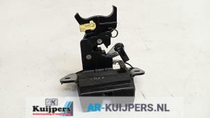 Used Tailgate lock stop Hyundai i10 (F5) 1.1i 12V LPG Price € 15,00 Margin scheme offered by Autorecycling Kuijpers