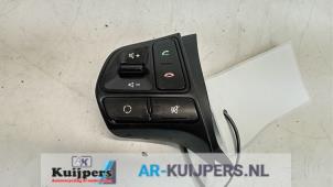 Used Steering wheel mounted radio control Kia Rio III (UB) 1.2 CVVT 16V Price € 15,00 Margin scheme offered by Autorecycling Kuijpers