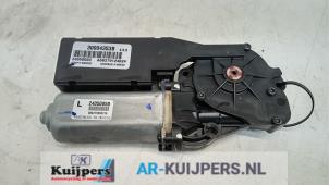 Used Sunroof motor Chrysler 300 C 2.7 V6 24V Price € 75,00 Margin scheme offered by Autorecycling Kuijpers