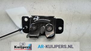 Usagé Mécanique de verrouillage hayon Hyundai Atos 1.1 12V Prix € 15,00 Règlement à la marge proposé par Autorecycling Kuijpers