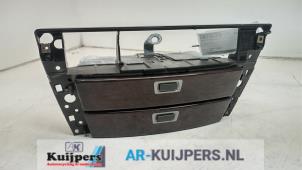 Used Storage compartment BMW 7 serie (E65/E66/E67) 730d,Ld 3.0 24V Price € 75,00 Margin scheme offered by Autorecycling Kuijpers