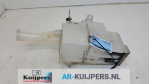 Used Front windscreen washer reservoir Mitsubishi Outlander (CU) 2.0 16V 4x2 Price € 35,00 Margin scheme offered by Autorecycling Kuijpers