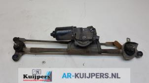 Used Wiper motor + mechanism Mitsubishi Outlander (CU) 2.0 16V 4x2 Price € 35,00 Margin scheme offered by Autorecycling Kuijpers