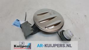 Used Tank cap cover Mitsubishi L-200 2.5 DI-D 4x4 Price € 30,00 Margin scheme offered by Autorecycling Kuijpers