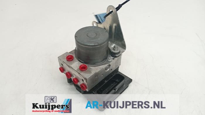 Usagé Bloc ABS Fiat 500/595/695 1.4 T-Jet 16V Esse Esse Prix € 60,00 Règlement à la marge proposé par Autorecycling Kuijpers