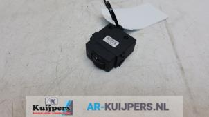 Used Height control switch Nissan Note (E11) 1.6 16V Price € 10,00 Margin scheme offered by Autorecycling Kuijpers
