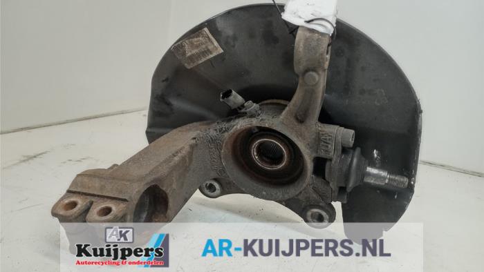 Knuckle, front right from a Volkswagen Transporter T5 2.0 TDI DRF 2010
