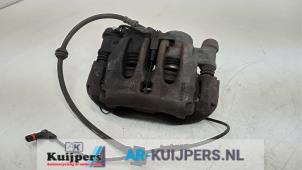 Used Front brake calliper, left Mercedes Vito (639.7) 2.2 113 CDI 16V Euro 5 Price € 30,00 Margin scheme offered by Autorecycling Kuijpers
