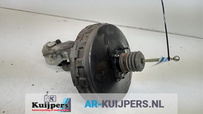 Usados Servofreno Volkswagen Multivan T5 (7E/7HC/7HF/7HM) 2.5 TDi Precio € 25,00 Norma de margen ofrecido por Autorecycling Kuijpers