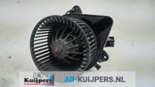 Usagé Ventilateur chauffage Fiat Idea (350AX) 1.4 16V Prix € 30,00 Règlement à la marge proposé par Autorecycling Kuijpers