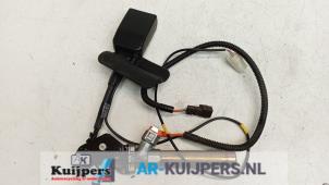 Used Front seatbelt buckle, left Peugeot Partner 1.6 HDI 75 Price € 19,00 Margin scheme offered by Autorecycling Kuijpers