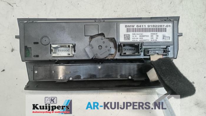 Heater control panel from a BMW 3 serie (E90) 320d 16V 2008