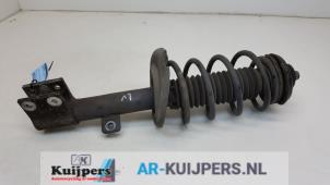 Used Front shock absorber rod, left Peugeot 308 SW (4E/H) 1.6 VTI 16V Price € 30,00 Margin scheme offered by Autorecycling Kuijpers