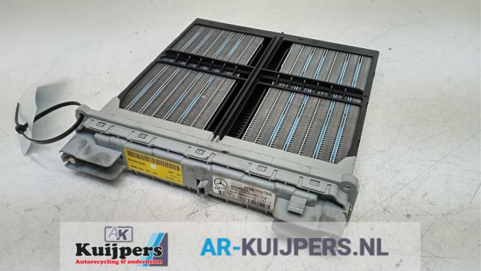 Begagnade Värmeelement Mercedes C Estate (S204) 2.2 C-200 CDI 16V BlueEFFICIENCY Pris € 40,00 Marginaltabell erbjuds av Autorecycling Kuijpers