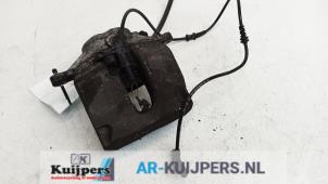 Used Front brake calliper, right Mercedes C Estate (S204) 2.2 C-200 CDI 16V BlueEFFICIENCY Price € 25,00 Margin scheme offered by Autorecycling Kuijpers