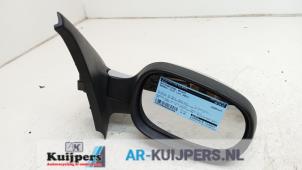 Used Wing mirror, right Renault Clio II (BB/CB) 1.4 16V Price € 10,00 Margin scheme offered by Autorecycling Kuijpers