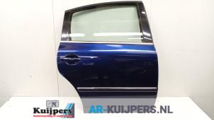 Używane Drzwi prawe tylne wersja 4-drzwiowa Volkswagen Passat (3B3) 2.0 20V Cena € 50,00 Procedura marży oferowane przez Autorecycling Kuijpers