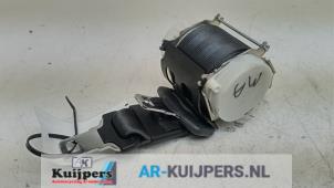 Used Rear seatbelt, centre Renault Clio III Estate/Grandtour (KR) 1.6 16V Price € 10,00 Margin scheme offered by Autorecycling Kuijpers