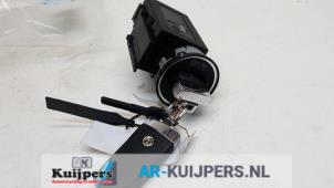 Usados Cerradura de contacto y llave Volkswagen Passat Variant (3C5) 2.0 TDI 16V 170 Precio € 25,00 Norma de margen ofrecido por Autorecycling Kuijpers